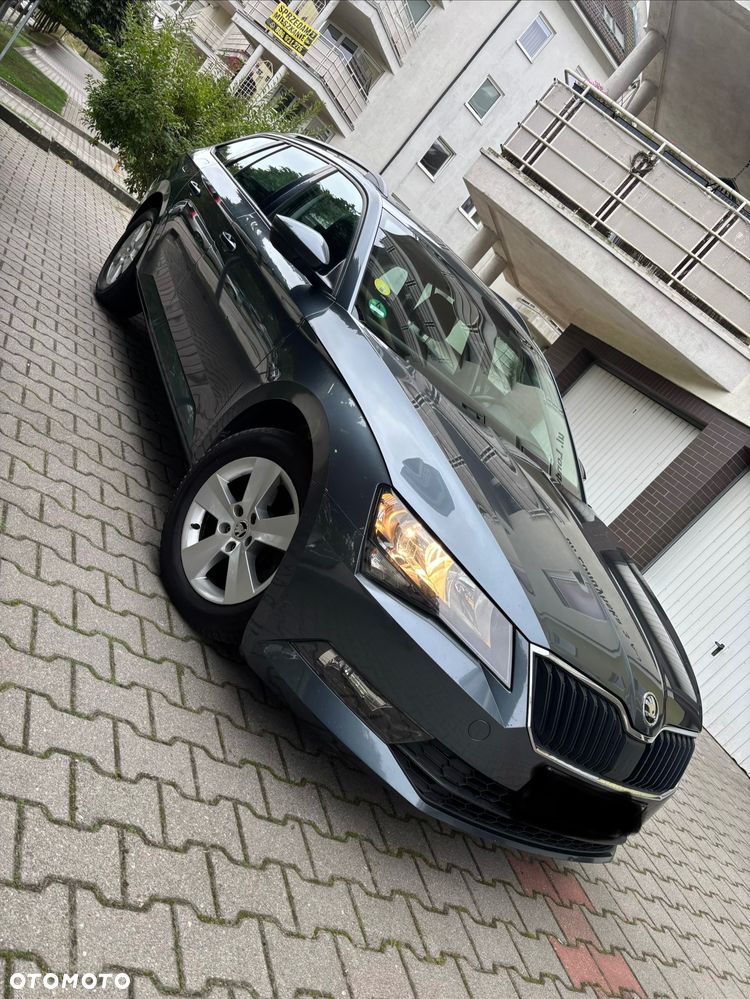 Skoda Superb 1.6 TDI GreenLine - 2