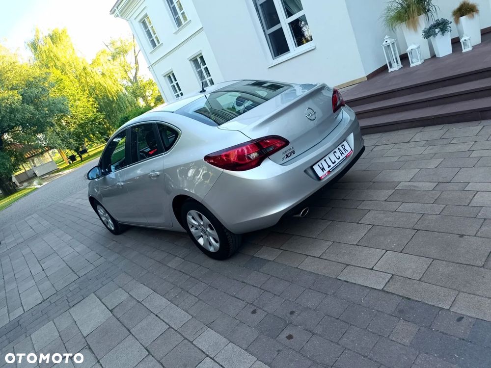 Opel Astra 1.4 T Energy EU6 - 19