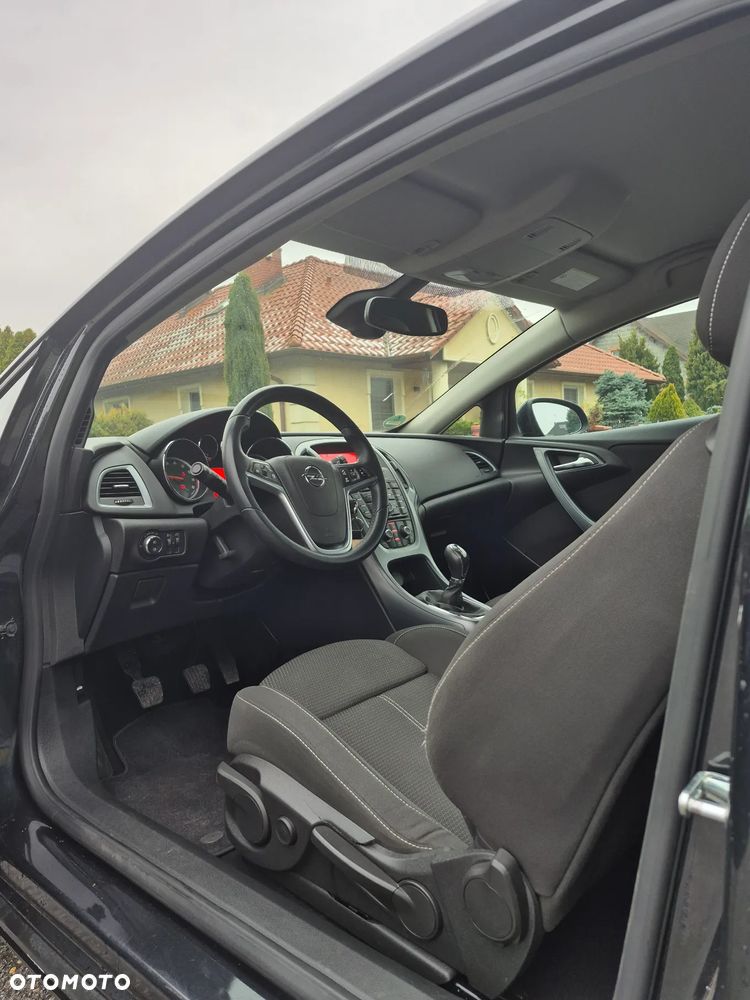 Opel Astra 1.4 Turbo - 12