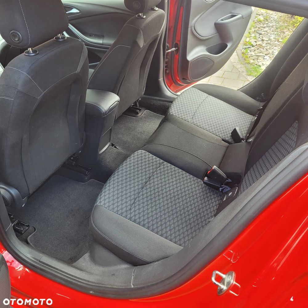 Opel Astra - 9