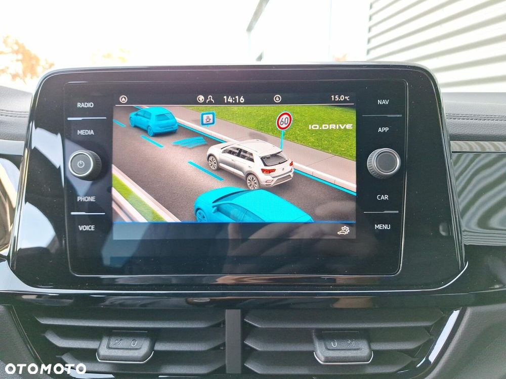 Volkswagen T-Roc - 37