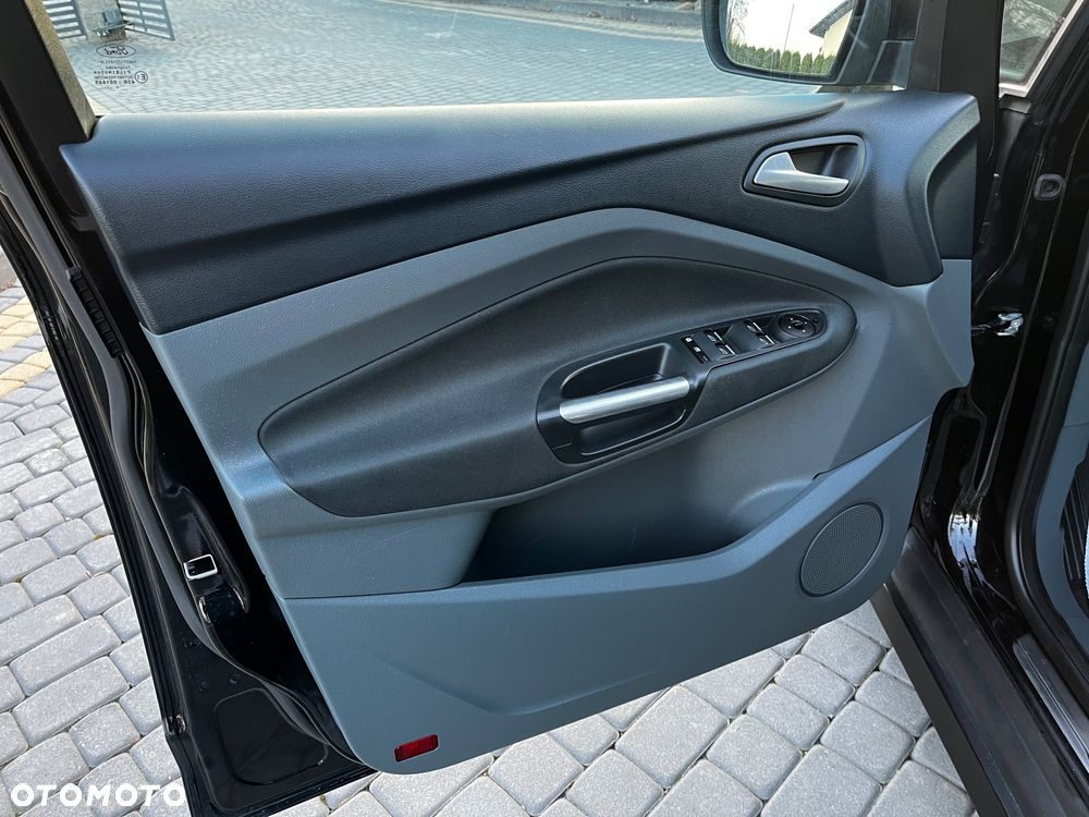 Ford Grand C-MAX - 9