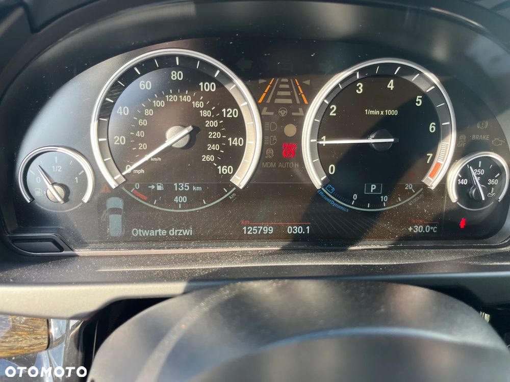 BMW X5 xDrive35i - 10