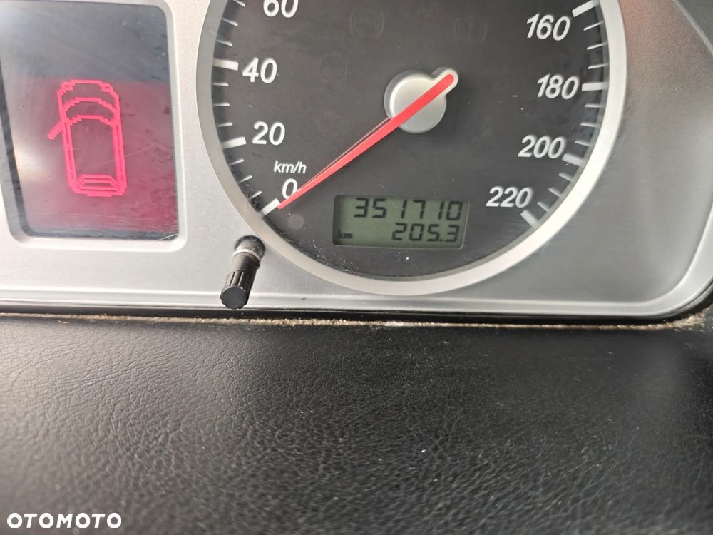 Ford Galaxy - 8