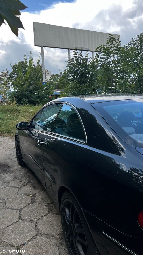 Mercedes-Benz CLK - 5