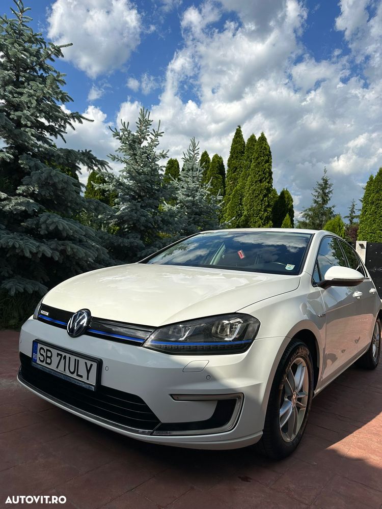 Volkswagen e-Golf - 9