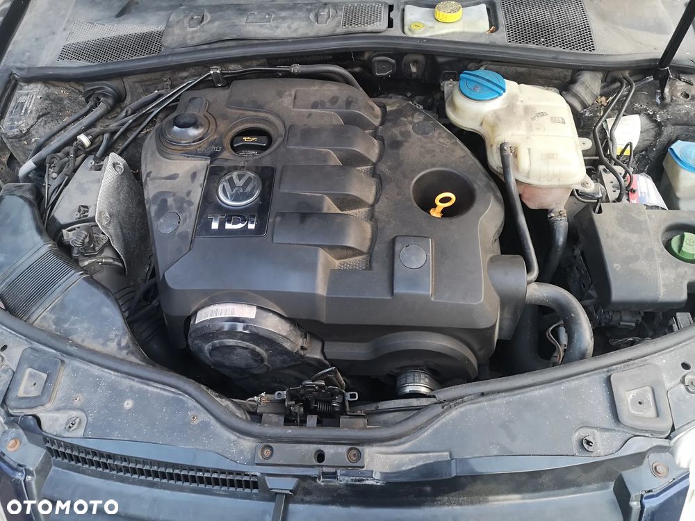 Volkswagen Passat 2.0 TDI Comfortline - 10