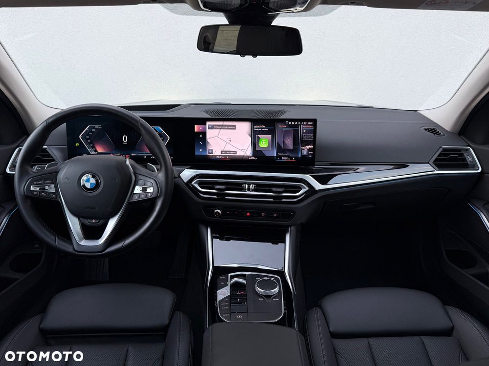 BMW Seria 3 320d xDrive - 14
