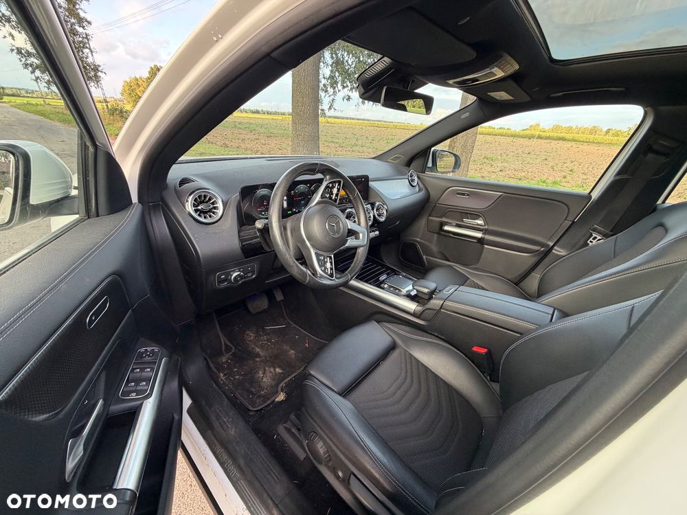 Mercedes-Benz EQA 250+ Electric Art - 6