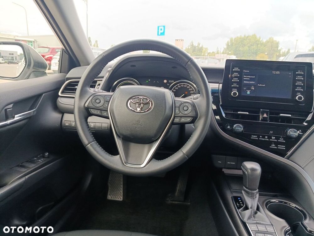 Toyota Camry 2.5 Hybrid Comfort CVT - 12