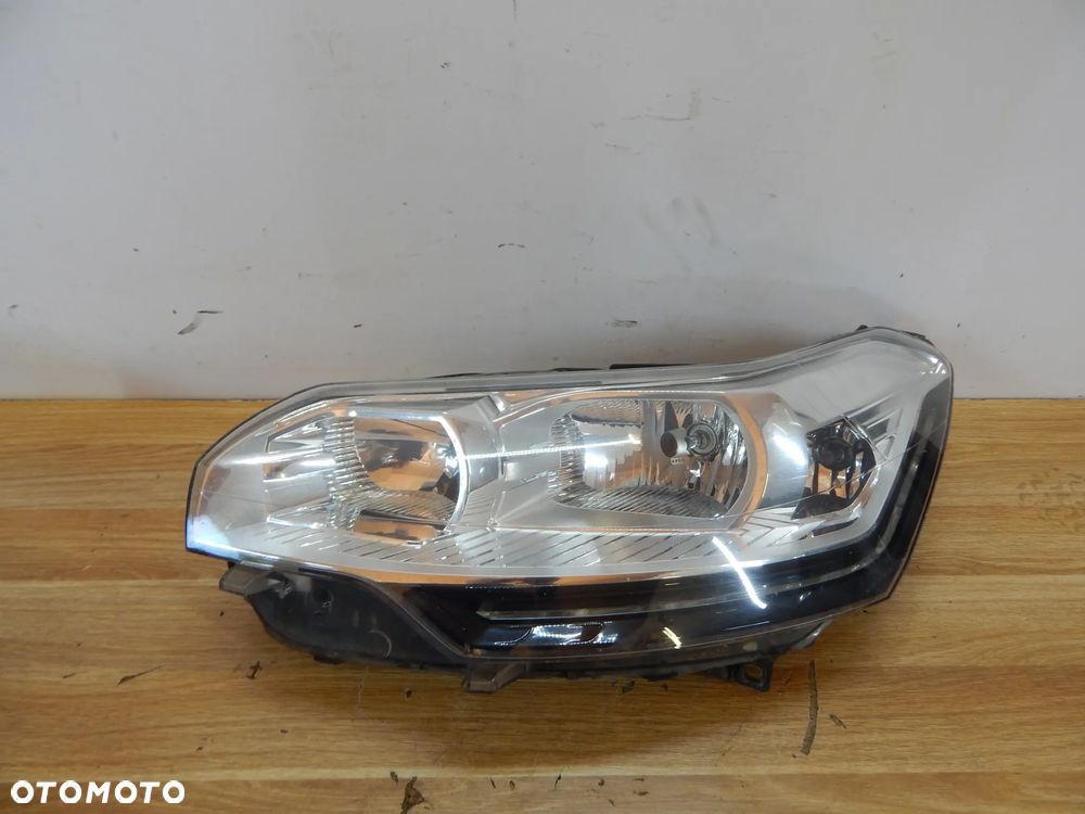 Lampa prawy przód LED Citroen C5 x7 08-17 Lift Łuków części - 6
