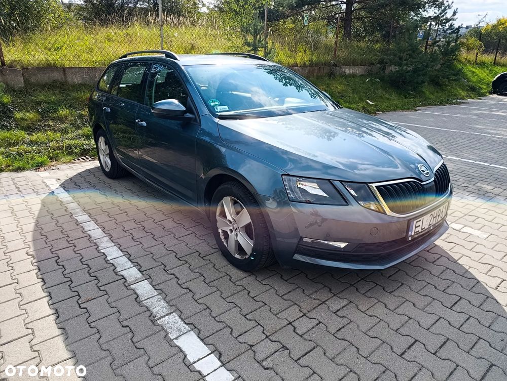Skoda Octavia - 2