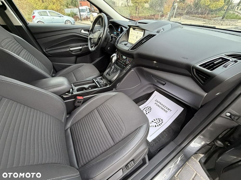 Ford Kuga - 9