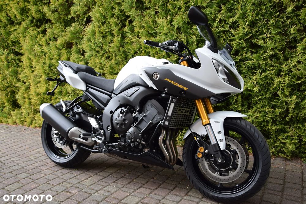 Yamaha FZ8