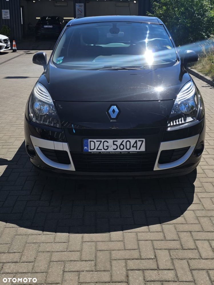 Renault Scenic - 1