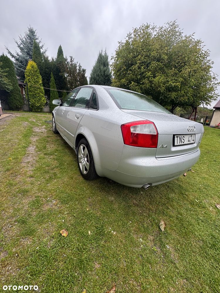 Audi A4 Avant - 5