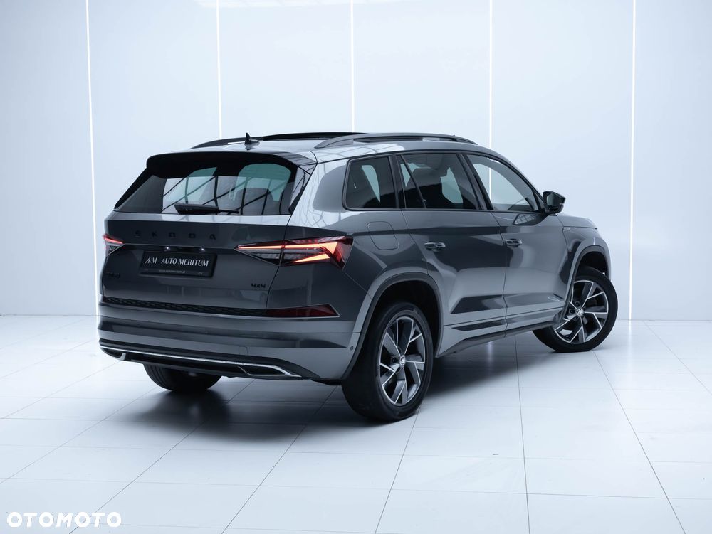 Skoda Kodiaq 2.0 TDI 4x4 DSG Sportline - 10