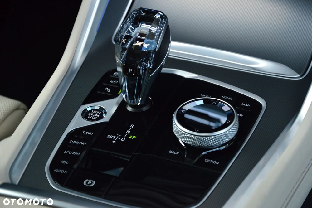 BMW X6 xDrive30d - 25