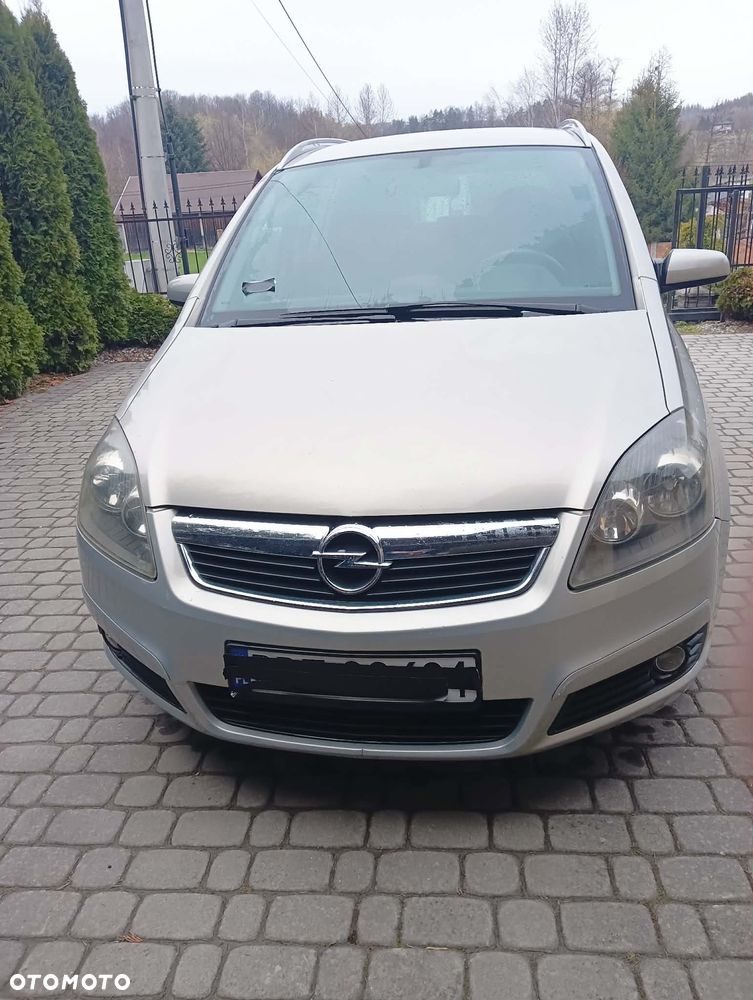 Opel Zafira 1.9 CDTI Cosmo - 11