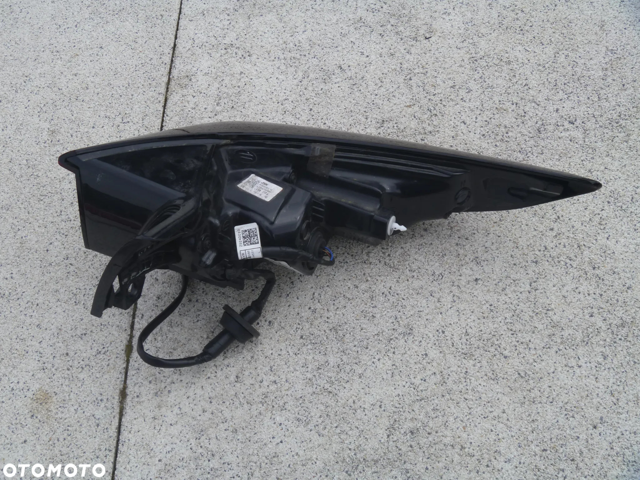 MAZDA CX-30 LAMPA TYLNA LEWA LED ORYGINAŁ EUROPA RDM92421010 - 4