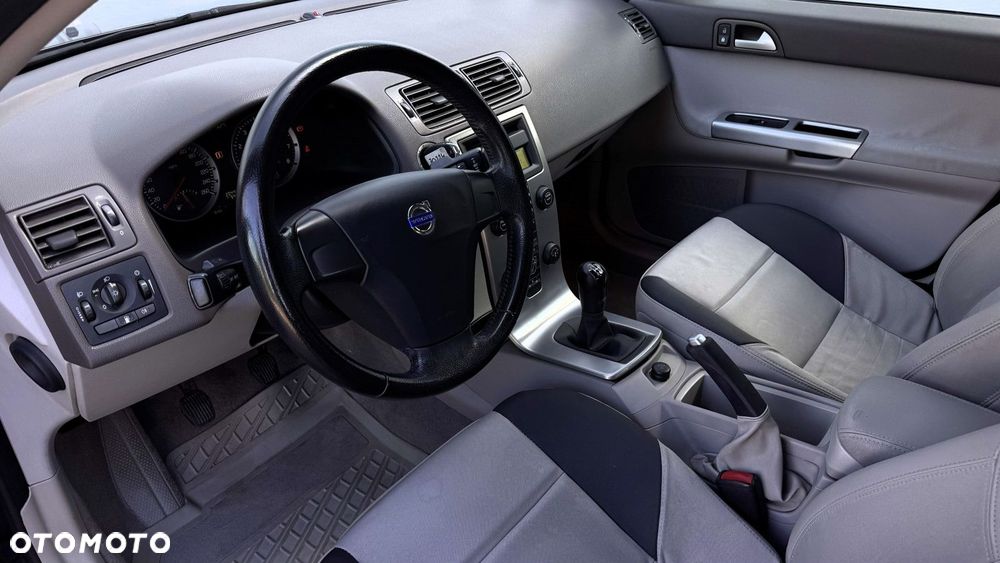 Volvo S40 - 12