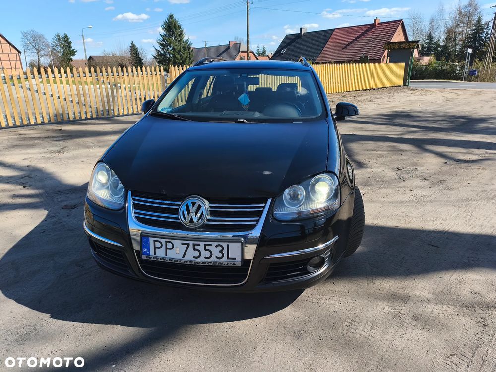Volkswagen Golf - 2