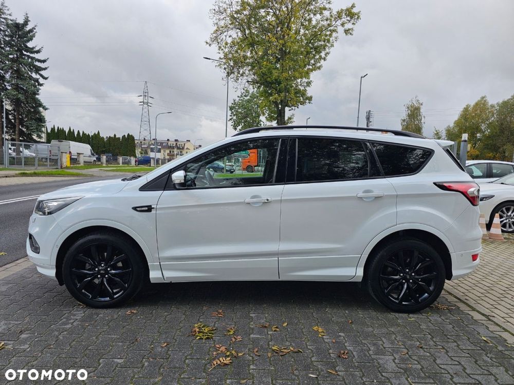Ford Kuga - 17