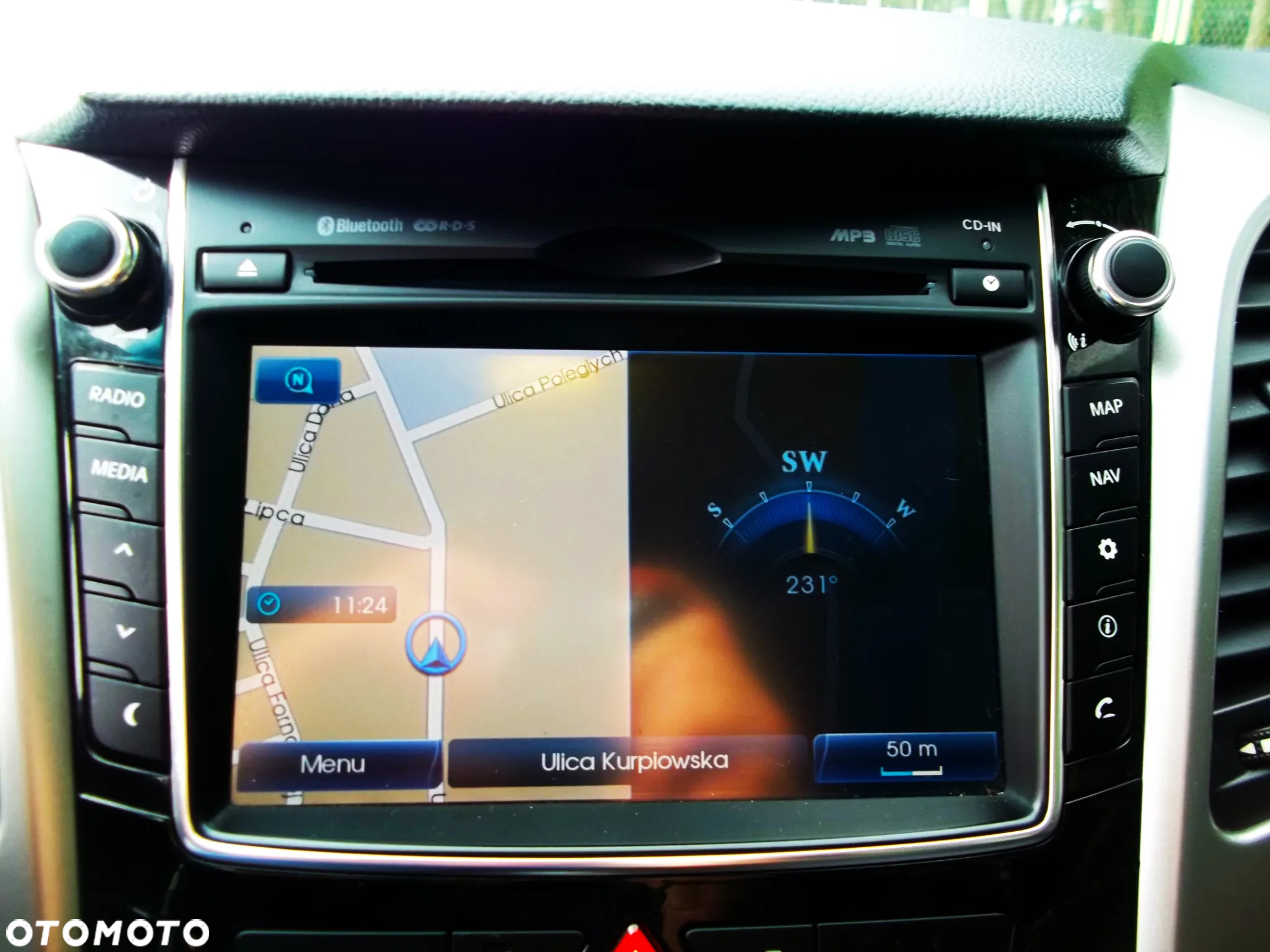Hyundai i30 1.6 CRDi BlueDrive Premium - 11