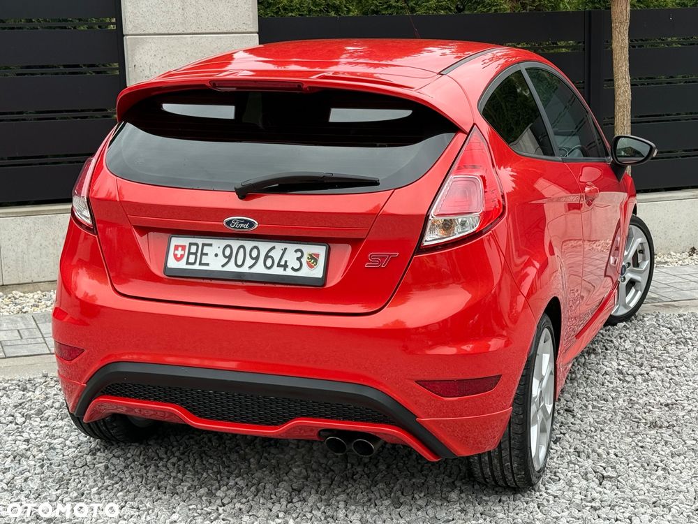 Ford Fiesta 1.6 EcoBoost ST - 8