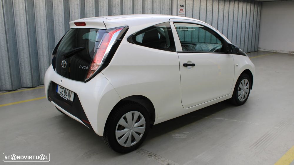 Toyota Aygo x-play - 7