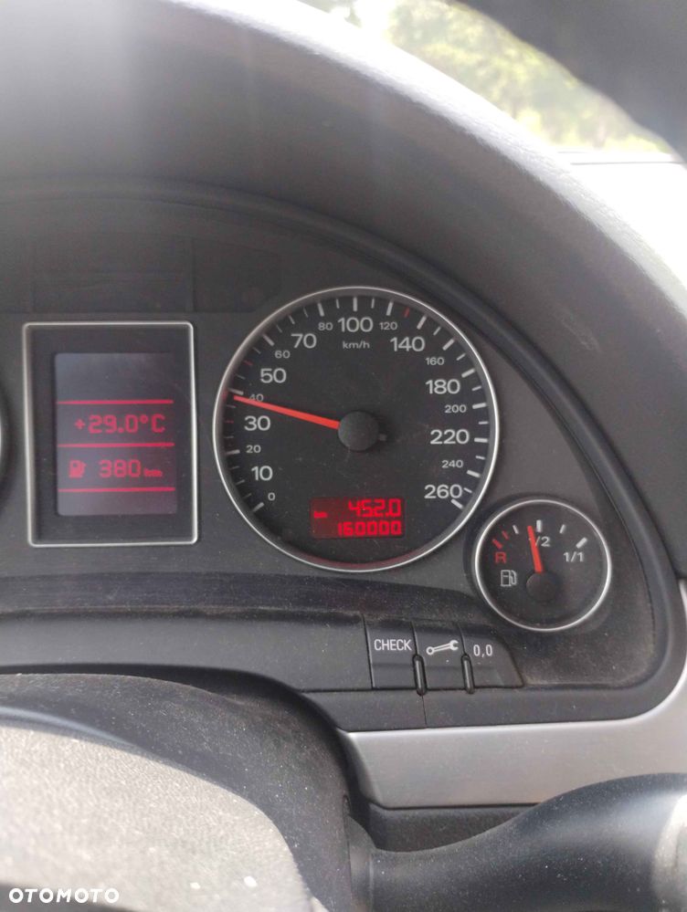 Audi A4 Avant 2.0 TDI DPF - 16