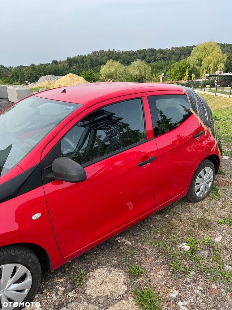 Toyota Aygo x - 12