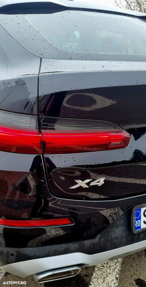 BMW X4 xDrive20i AT - 12