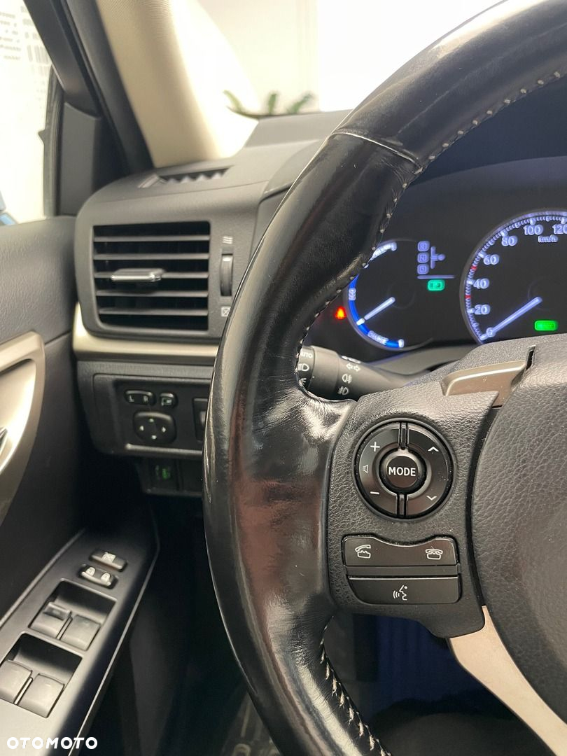 Lexus CT 200h Elite EU6 - 13