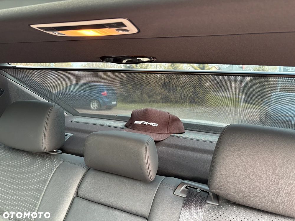 Mercedes-Benz Klasa E 63 AMG - 24