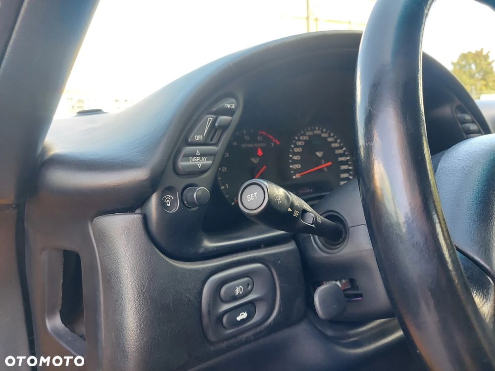 Chevrolet Corvette Convertible 5.7 - 16