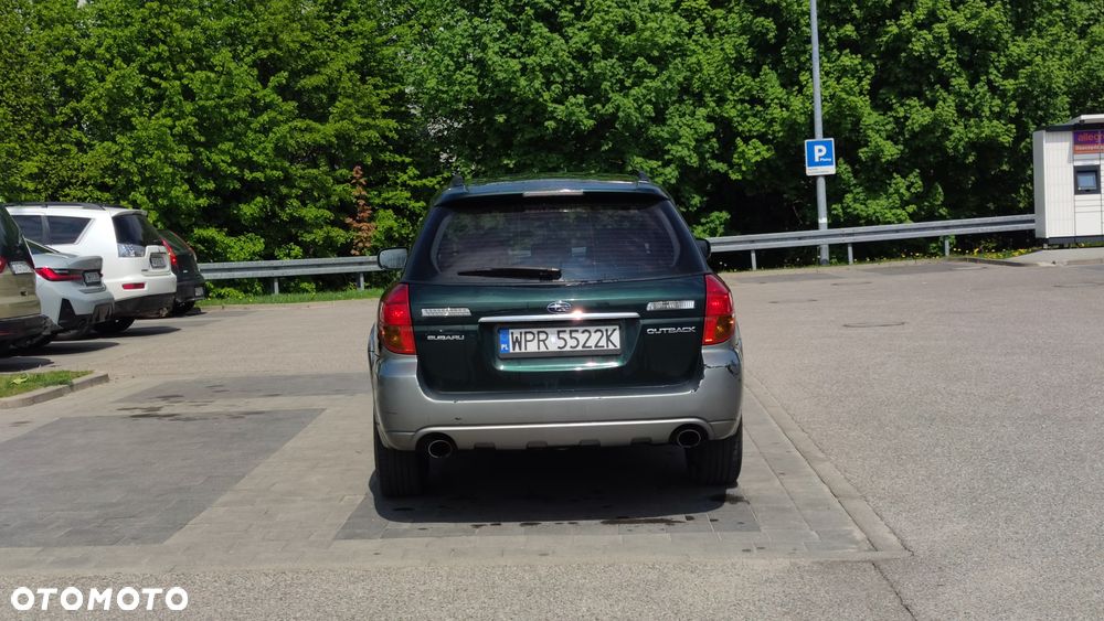 Subaru Outback 3.0R Automatik - 4