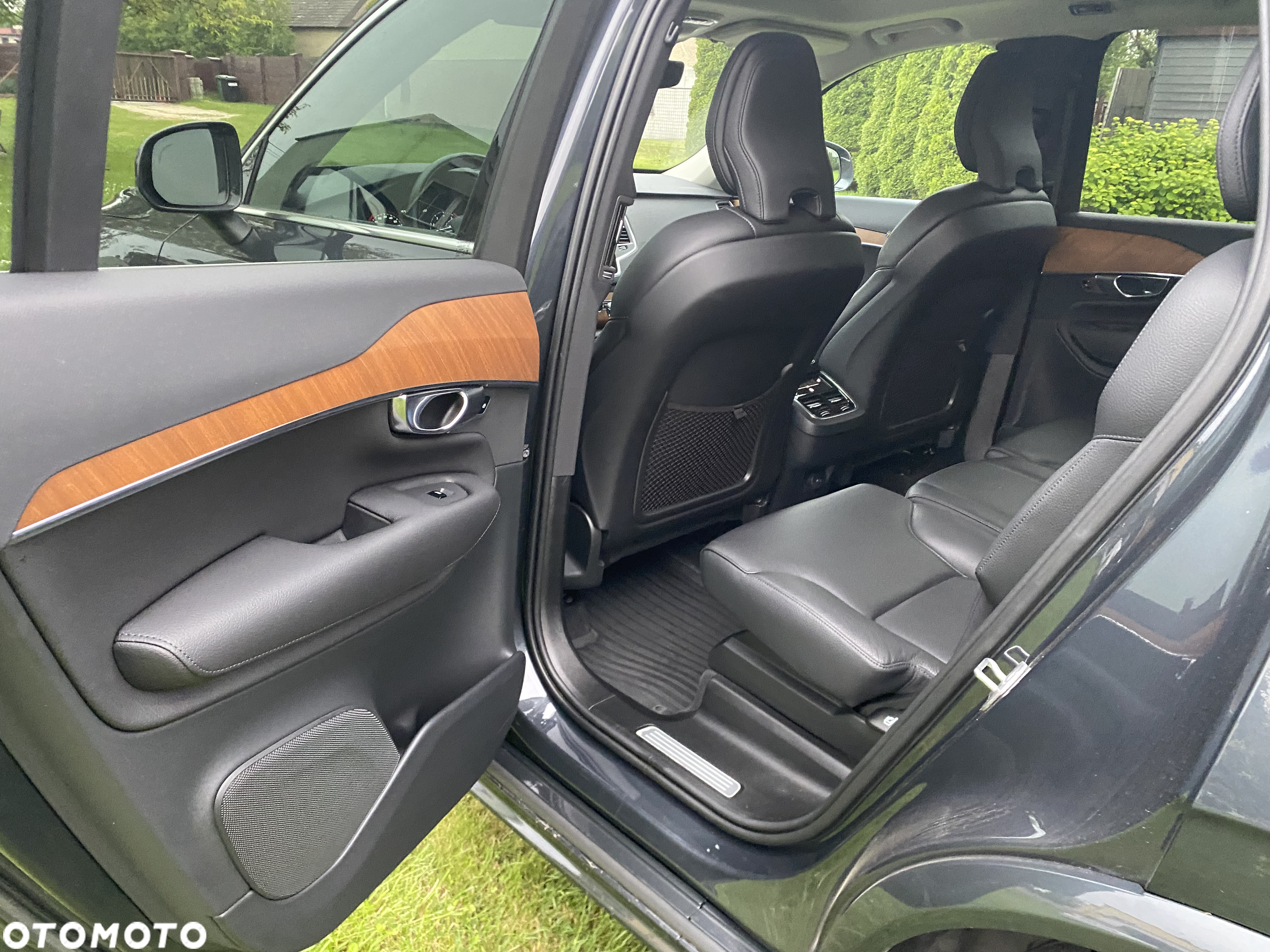 Volvo XC 90 T6 AWD Momentum 7os - 12