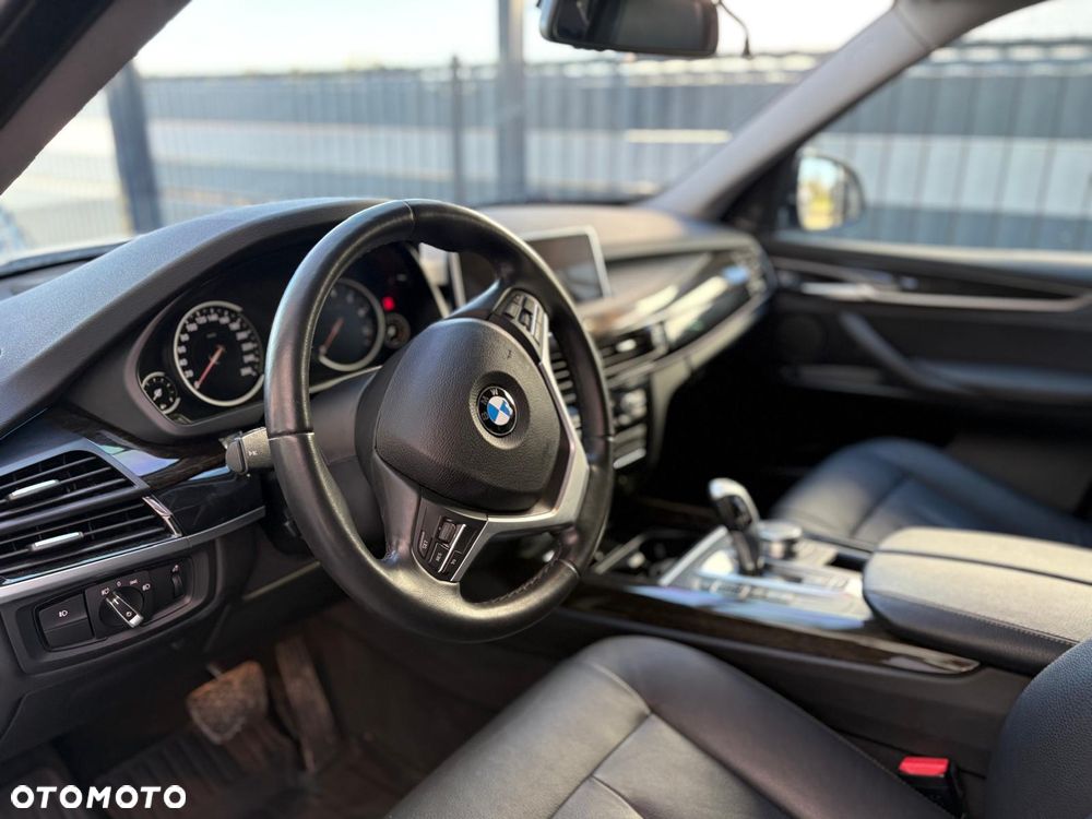 BMW X5 xDrive35i - 23