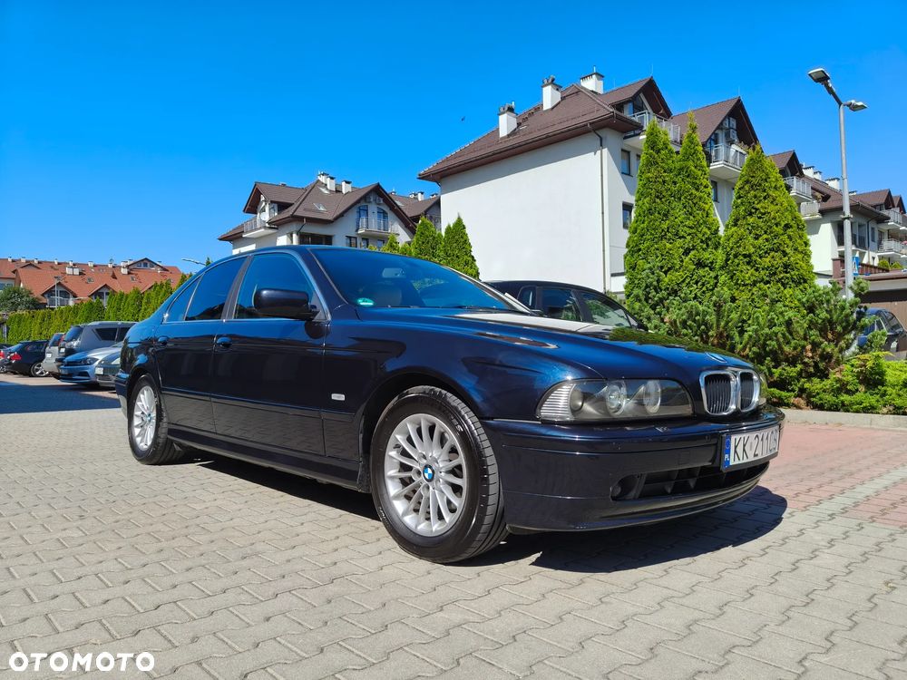 BMW Seria 5 - 32