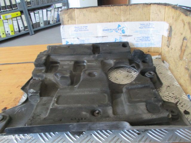 Tampa De Motor TAMOT147 TOYOTA AVENSIS 2004 2.0 D4D - 3