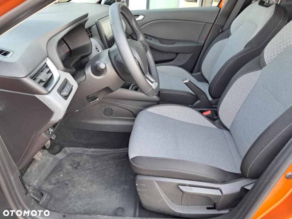 Renault Clio - 13