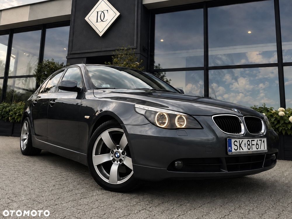 BMW Seria 5 520i - 1
