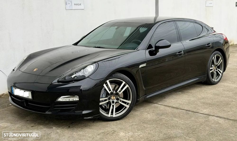 Porsche Panamera Platinum Edition - 2