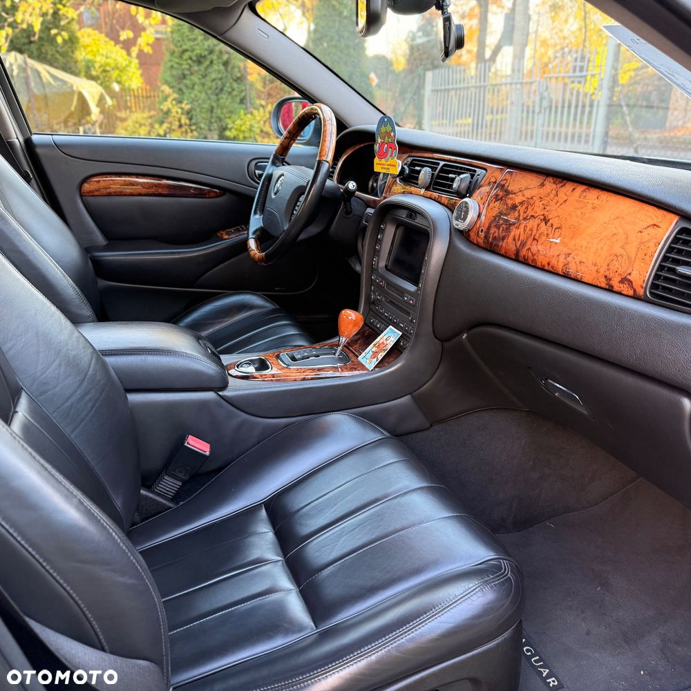 Jaguar S-Type 2.7 V6 D Executive - 14