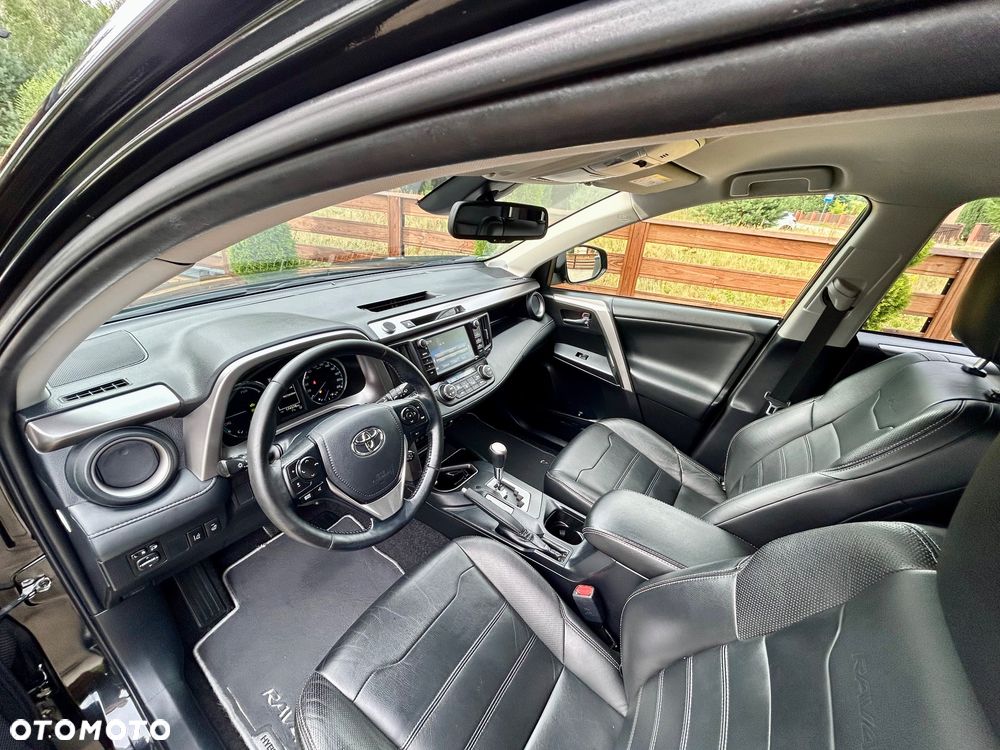 Toyota RAV4 2.5 Hybrid Executive 4x2 - 17