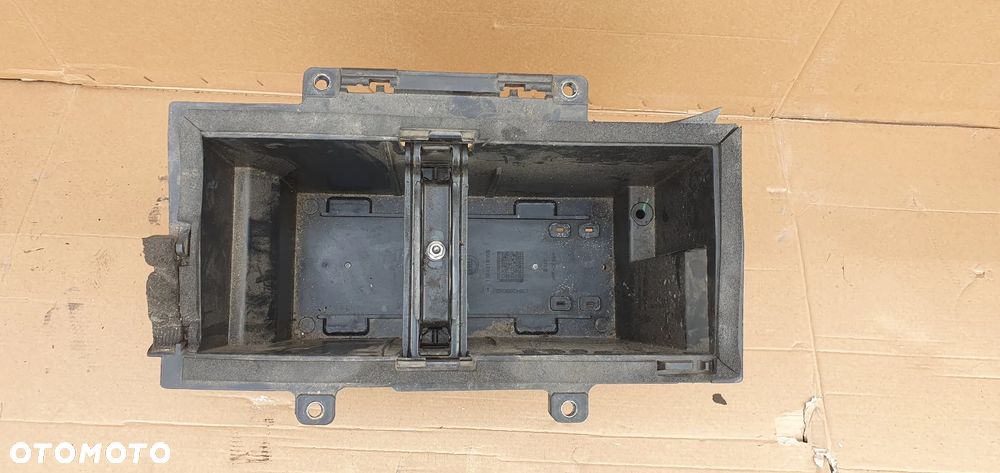 Obudowa podstawa akumulatora Citroen Jumper Ducato III Boxer 1384216080 1384209080 - 1