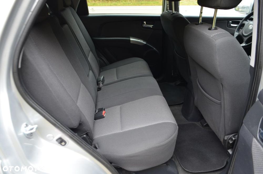 Kia Sportage 2.0 CRDI L 2WD - 29