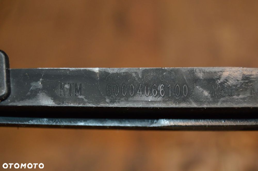 ŚLIZG ŁAŃCUCHA KTM 990 DUKE 60004066100 - 4