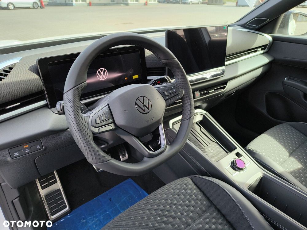 Volkswagen T-Roc 1.5 eTSI R-Line DSG - 17